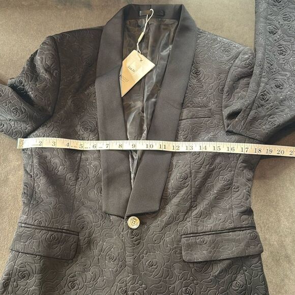 Men’s Black Floral Suit Tuxedo 3 Piece Shawl Lapel Size 34 Jacket 31 Pants NWT - Picture 6 of 15